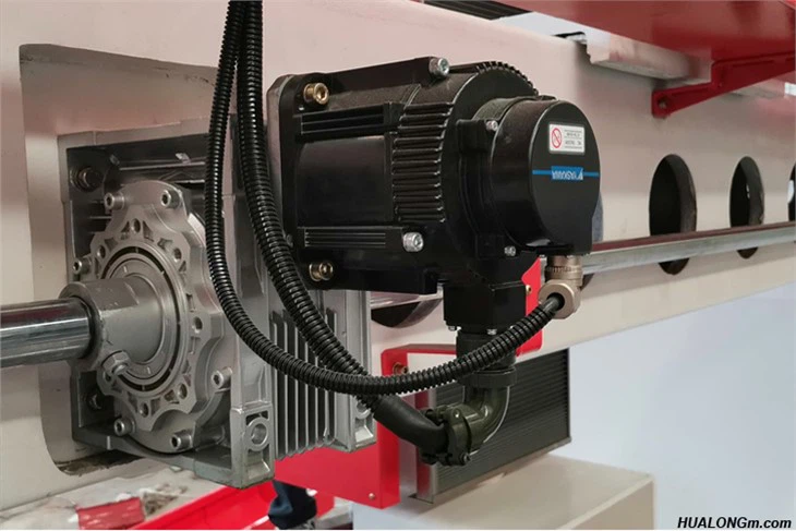 5 Axis Bridge Sawjet